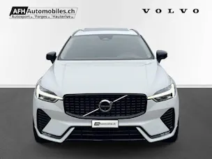 VOLVO XC60 2.0 B5 MH Ultimate Dark AWD