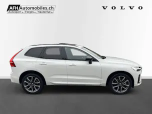 VOLVO XC60 2.0 B5 MH Ultimate Dark AWD