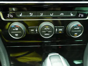 VW Golf 2.0 TSI 230 GTI DSG