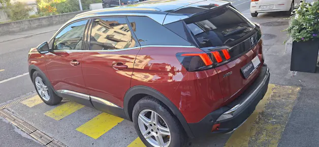 PEUGEOT 3008 1.6 THP Allure
