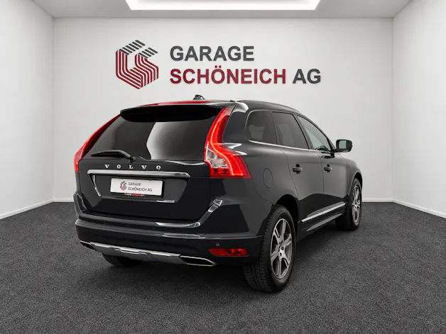 VOLVO XC60 2.4 D5 Summum AWD