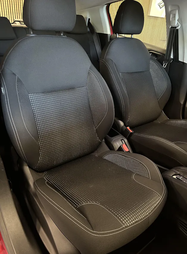 PEUGEOT 208 1.2 PureTech Allure S/S AUTOMATIQUE