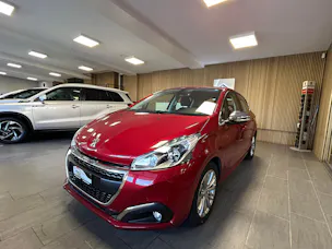PEUGEOT 208 1.2 PureTech Allure S/S AUTOMATIQUE