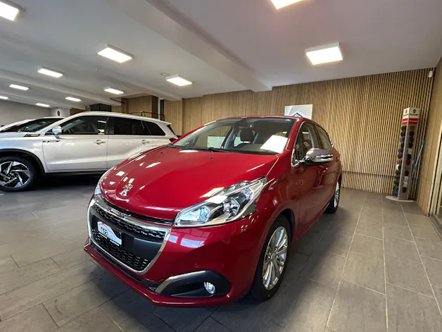 PEUGEOT 208 1.2 PureTech Allure S/S AUTOMATIQUE