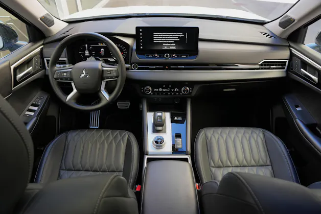 Mitsubishi Outlander 2.4 PHEV Instyle 4x4