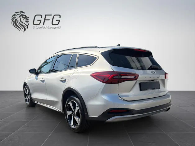 FORD Focus Station Wagon 1.0i EcoB Hybrid 155 Active X