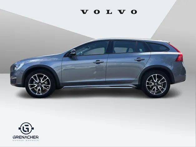 VOLVO V60 Cross Country 2.0 D4 Summum S/S