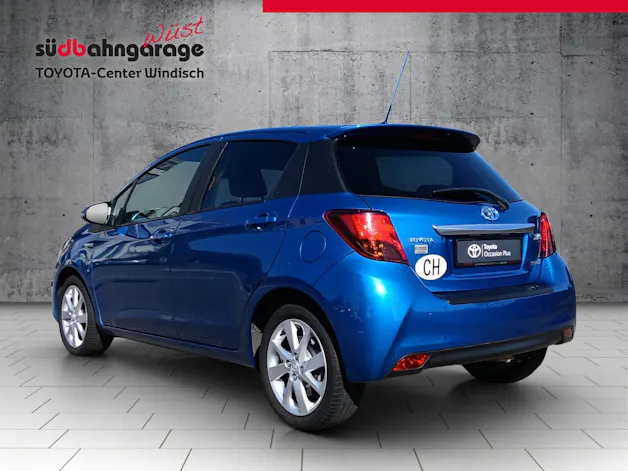 Toyota Yaris 1.5 VVT-i HSD Trend