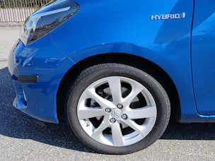 Toyota Yaris 1.5 VVT-i HSD Trend