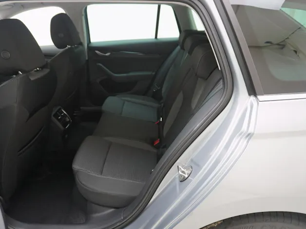 SKODA Octavia 1.5 TSI mHEV Selection-Loft DSG