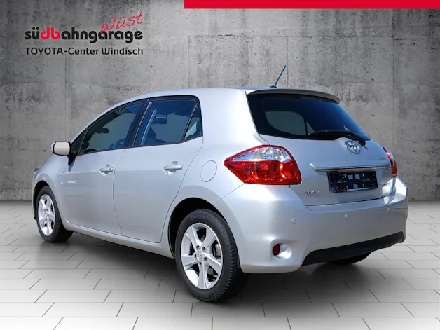 Toyota Auris 1.6 VMa Easy
