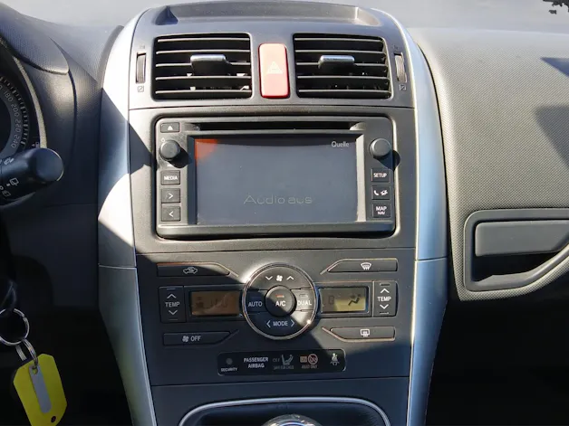 Toyota Auris 1.6 VMa Easy