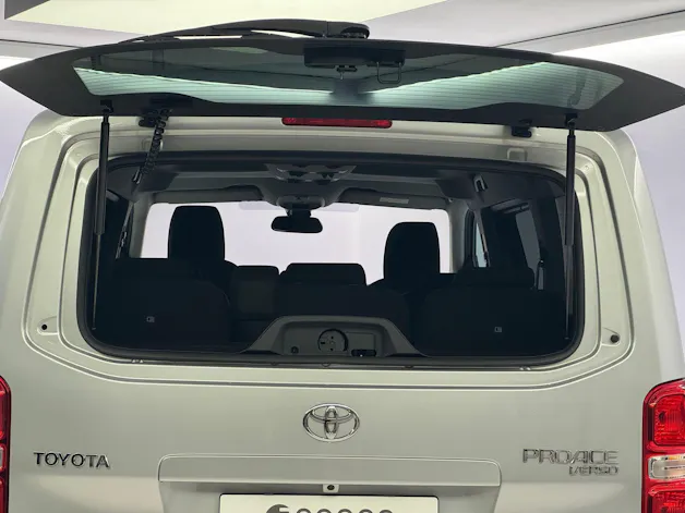 Toyota PROACE Verso L1 2.0 D Family