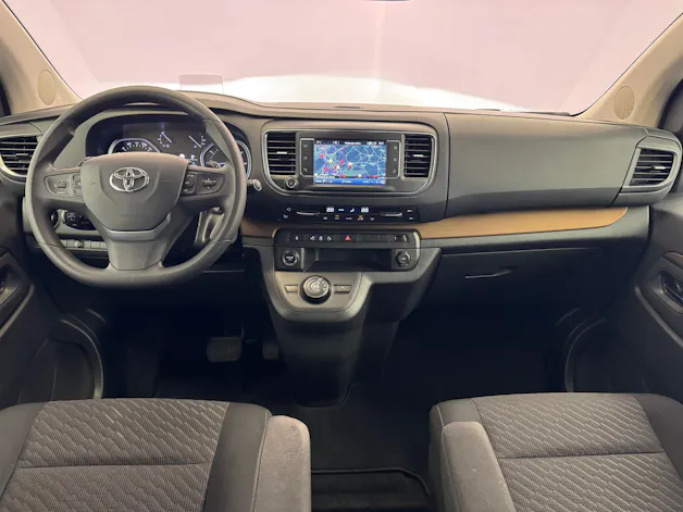 Toyota PROACE Verso L1 2.0 D Family