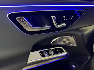 MERCEDES-BENZ E 450 d 4MATIC Limousine