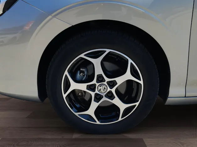 MG 3 1.5 Hybrid Luxury Aut.
