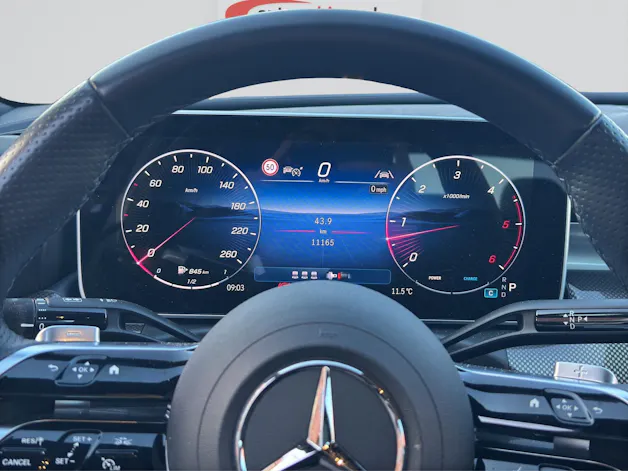 MERCEDES-BENZ C 220 d AMG Line