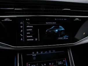 AUDI Q8 55 TFSI quattro tiptronic *22" Felgen*Panorama*B&O*Sitzbelüftung*Head-Up*