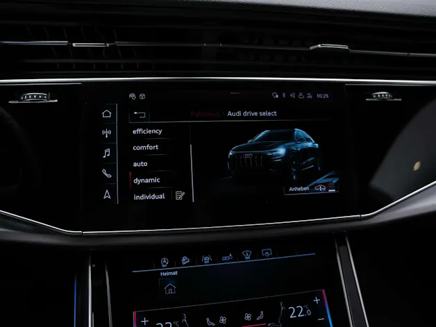 AUDI Q8 55 TFSI quattro tiptronic *22" Felgen*Panorama*B&O*Sitzbelüftung*Head-Up*