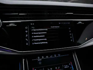 AUDI Q8 55 TFSI quattro tiptronic *22" Felgen*Panorama*B&O*Sitzbelüftung*Head-Up*