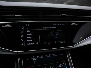 AUDI Q8 55 TFSI quattro tiptronic *22" Felgen*Panorama*B&O*Sitzbelüftung*Head-Up*