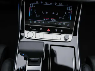 AUDI Q8 55 TFSI quattro tiptronic *22" Felgen*Panorama*B&O*Sitzbelüftung*Head-Up*