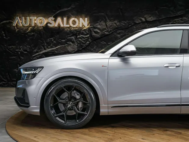 AUDI Q8 55 TFSI quattro tiptronic *22" Felgen*Panorama*B&O*Sitzbelüftung*Head-Up*