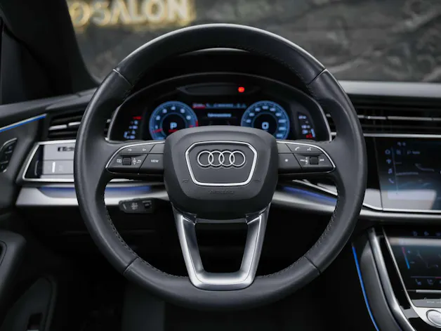 AUDI Q8 55 TFSI quattro tiptronic *22" Felgen*Panorama*B&O*Sitzbelüftung*Head-Up*
