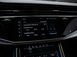 AUDI Q8 55 TFSI quattro tiptronic *22" Felgen*Panorama*B&O*Sitzbelüftung*Head-Up*