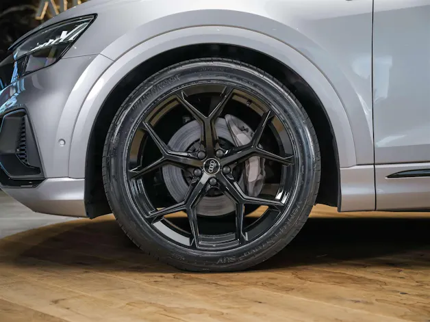 AUDI Q8 55 TFSI quattro tiptronic *22" Felgen*Panorama*B&O*Sitzbelüftung*Head-Up*