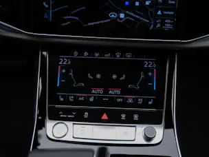 AUDI Q8 55 TFSI quattro tiptronic *22" Felgen*Panorama*B&O*Sitzbelüftung*Head-Up*