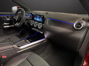 MERCEDES-BENZ GLA 250 4MATIC Swiss Star