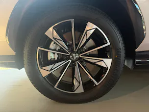 MG HS 1.5 T HEV Luxury