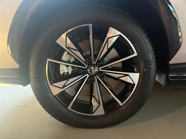 MG HS 1.5 T HEV Luxury