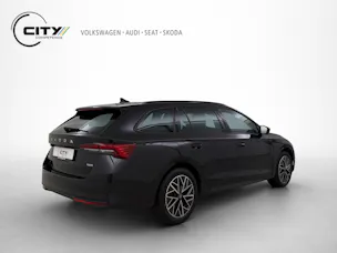 SKODA Octavia Combi 2.0 TSI Selection Tour
