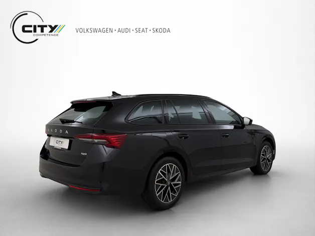 SKODA Octavia Combi 2.0 TSI Selection Tour