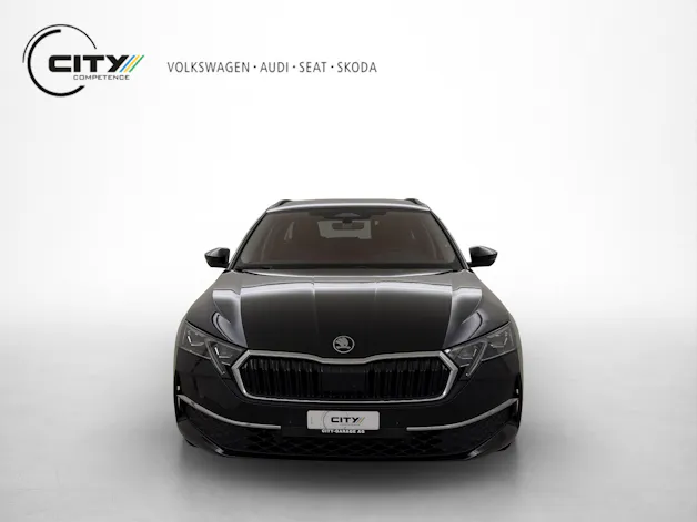 SKODA Octavia Combi 2.0 TSI Selection Tour