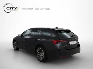 SKODA Octavia Combi 2.0 TSI Selection Tour