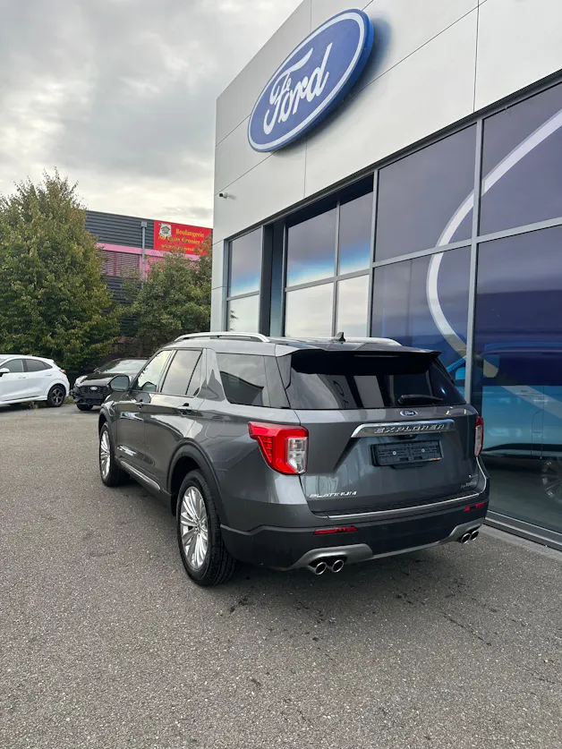 FORD Explorer 3.0 V6 Plug-in Hybrid Platinum