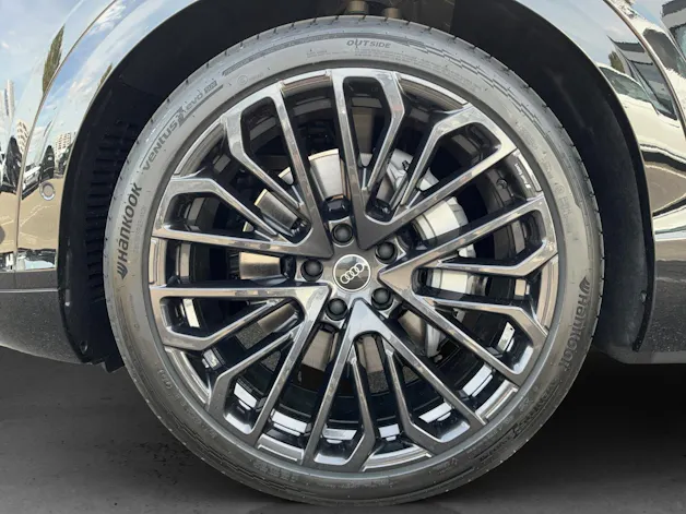 AUDI Q7 SUV TDI quattro 220 kW