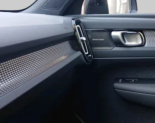 VOLVO EX40 Twin Black Edition AWD