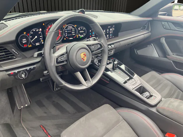 PORSCHE 911 Carrera 4 GTS Cabriolet