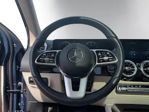 MERCEDES-BENZ GLA 250 Progressive4Matic