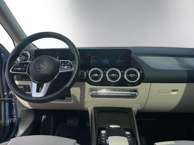 MERCEDES-BENZ GLA 250 Progressive4Matic