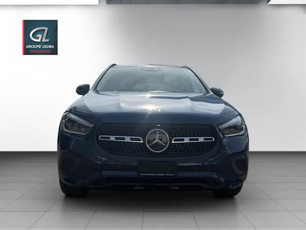 MERCEDES-BENZ GLA 250 Progressive4Matic