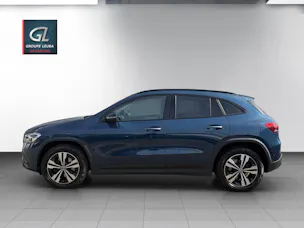 MERCEDES-BENZ GLA 250 Progressive4Matic