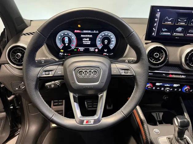 AUDI Q2 40 TFSI S line Attraction quattro S-tronic