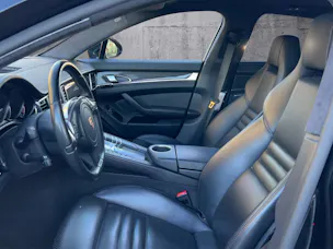 PORSCHE Panamera Turbo 4.8 PDK