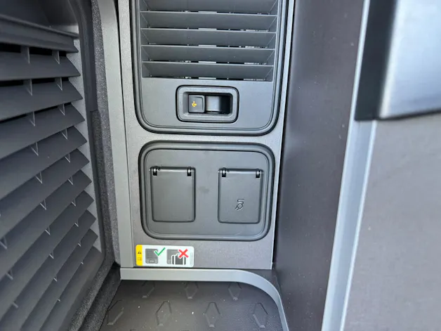 VW California eHybrid Beach Camper Liberty 4Motion / 4x4 mit 5-Sitzplätzen