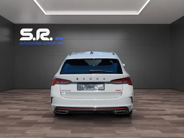 SKODA Octavia Combi 2.0 TSI DSG RS